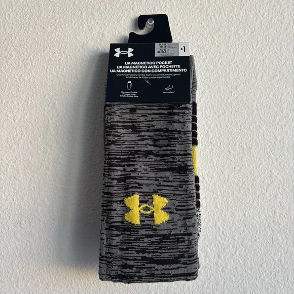 NWT Under Armour Magnetico Pocket Gray and Yellow Over the Calf Athletic Socks L - Picture 3 of 5